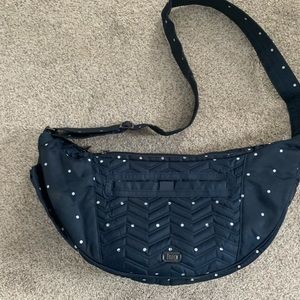 EUC Lug Boomerang Pocketbook